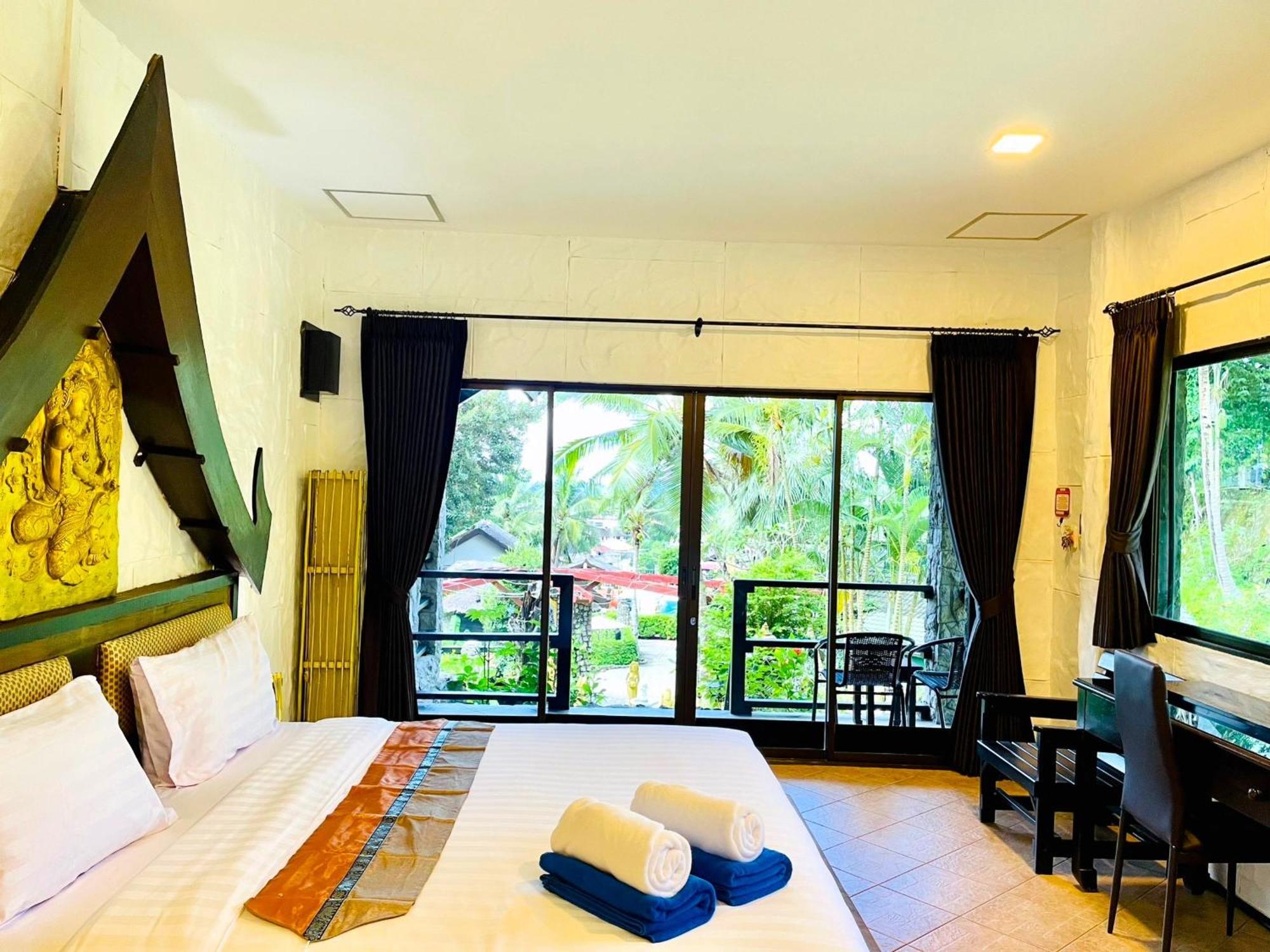 Boomerang Village Resort Kata 외부 사진