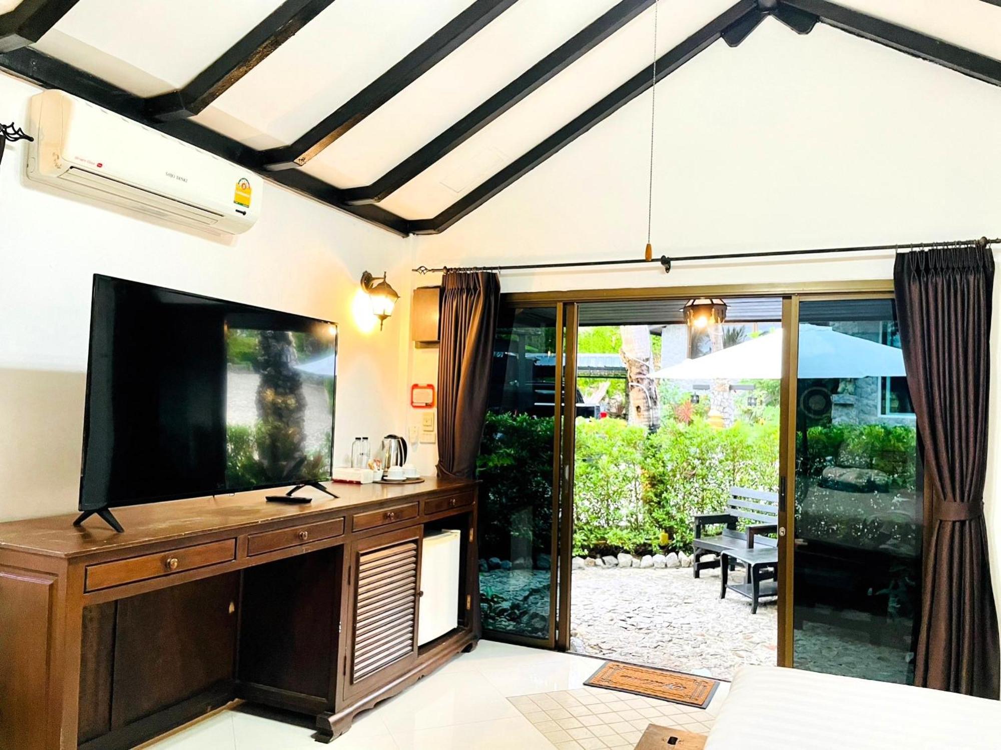 Boomerang Village Resort Kata 외부 사진