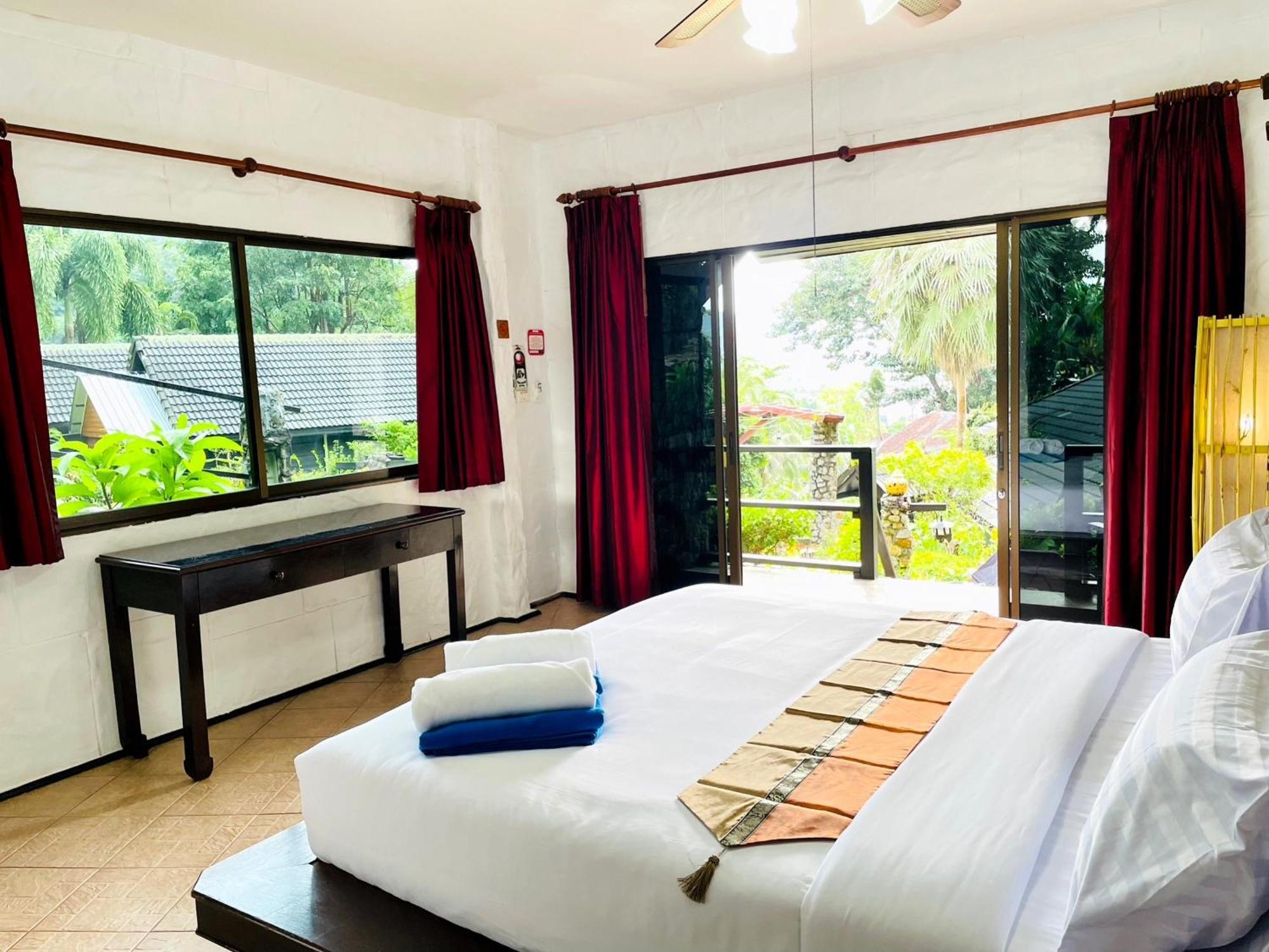 Boomerang Village Resort Kata 외부 사진